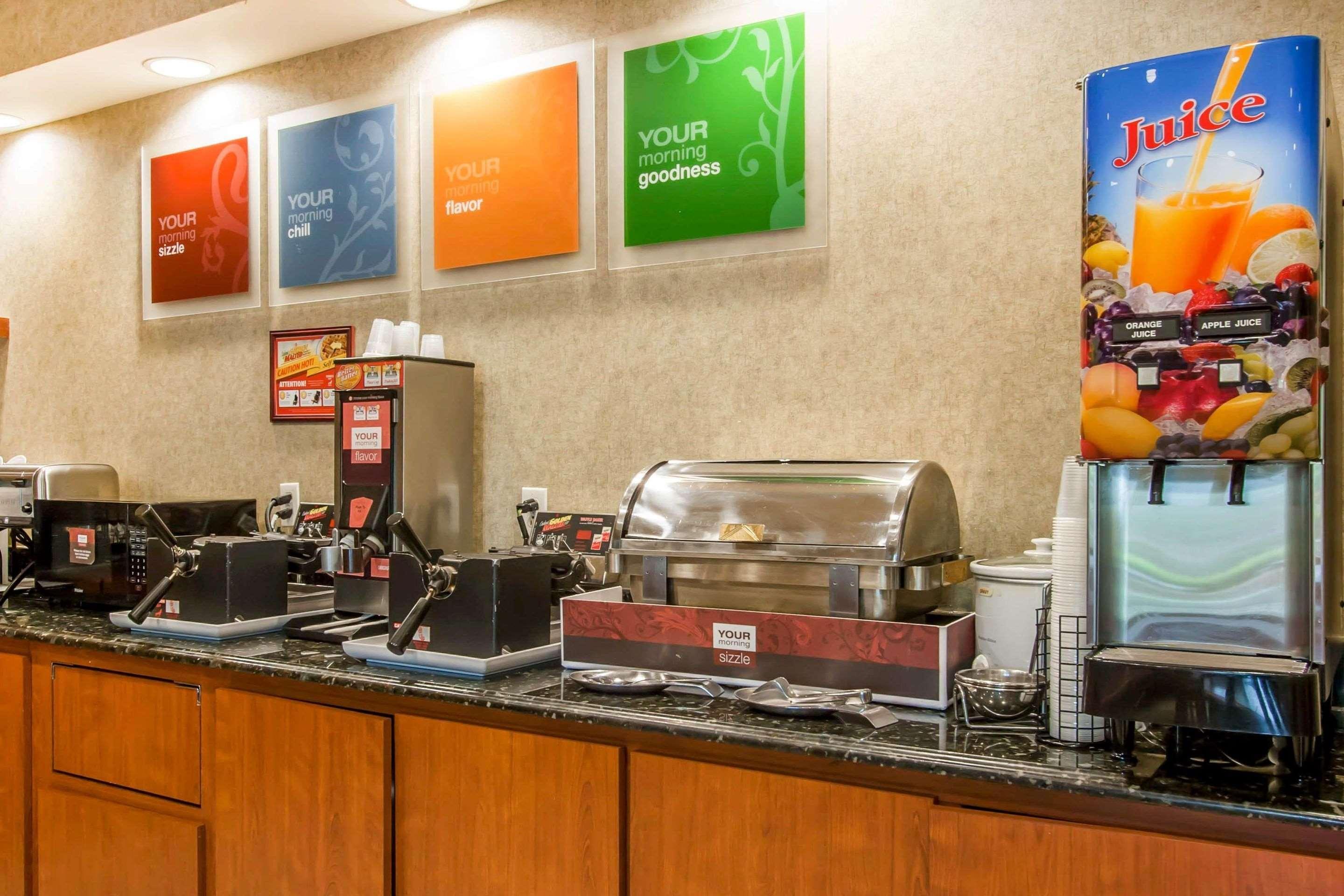 Quality Inn & Suites Germantown North Екстер'єр фото