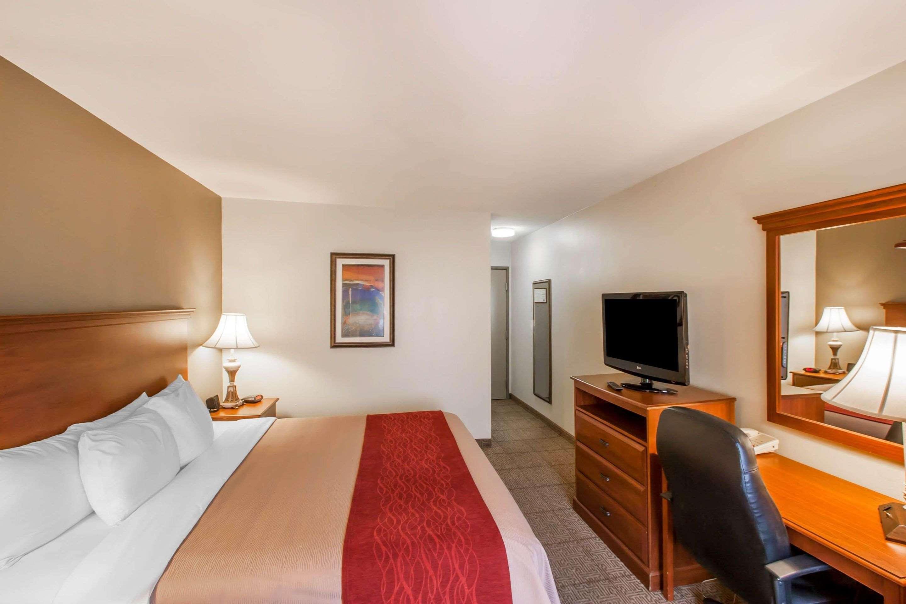 Quality Inn & Suites Germantown North Екстер'єр фото