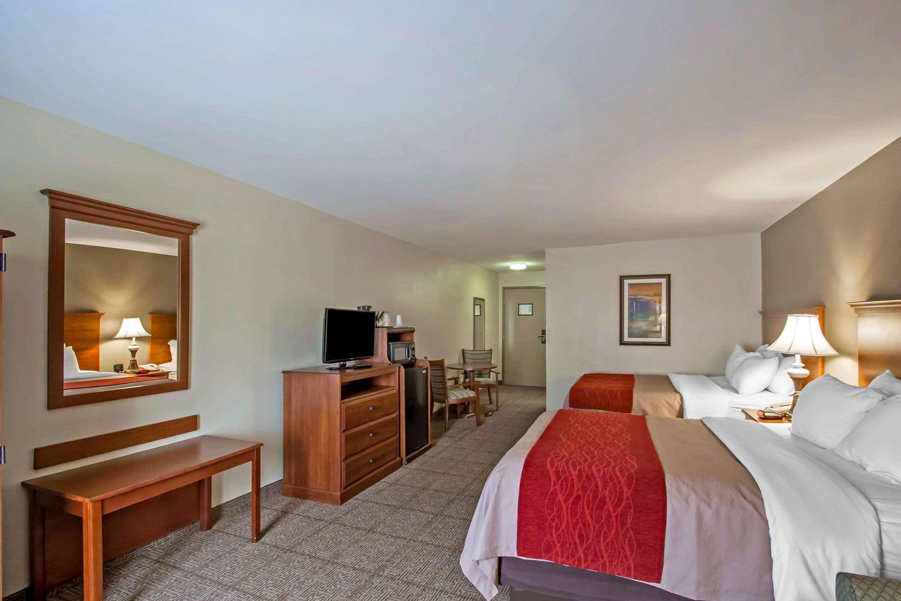 Quality Inn & Suites Germantown North Екстер'єр фото